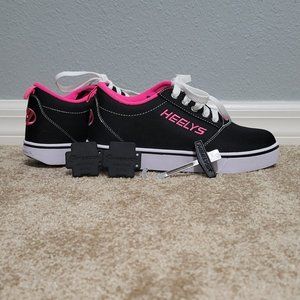 Pink and Black Womans/Girls Heelys Brand New Never Worn